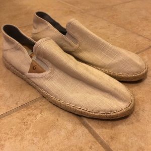OluKai size 10 slip on shoes LIKE NEW